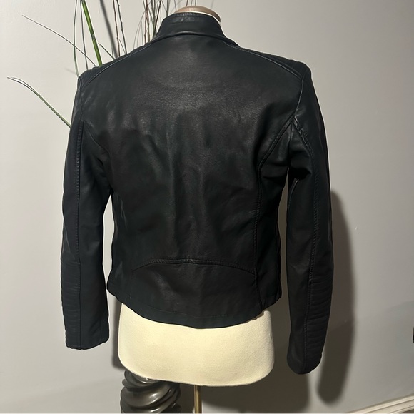 Black Women's Leather Jacket - Picture 2 of 3